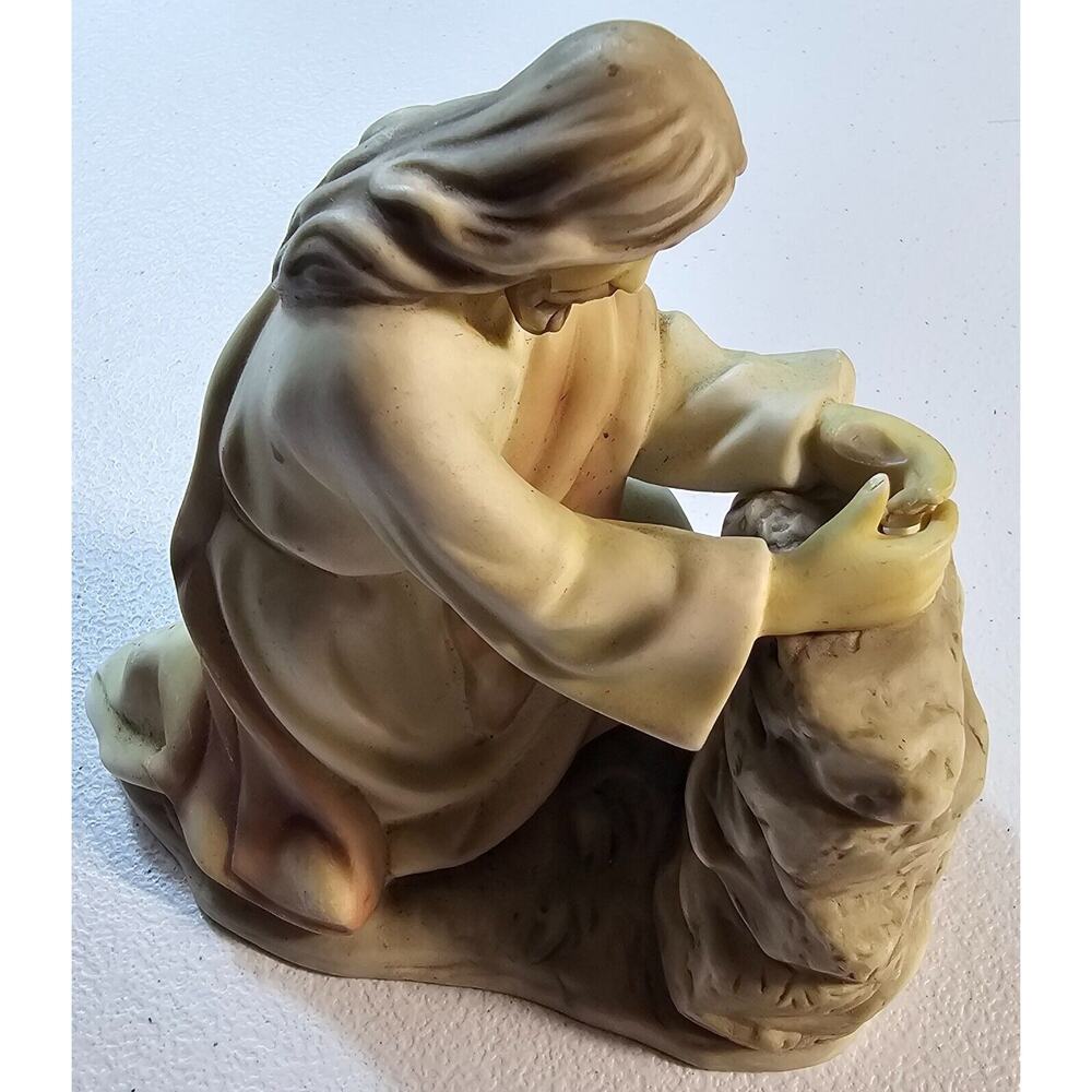 jesus praying at gethsemane figurine
